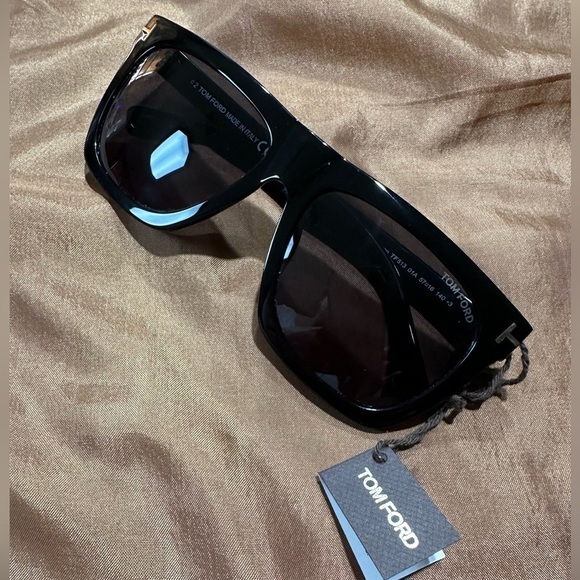 TOM Ford Morgan Square Black TF 513 57MM Unisex Sunglasses NWT